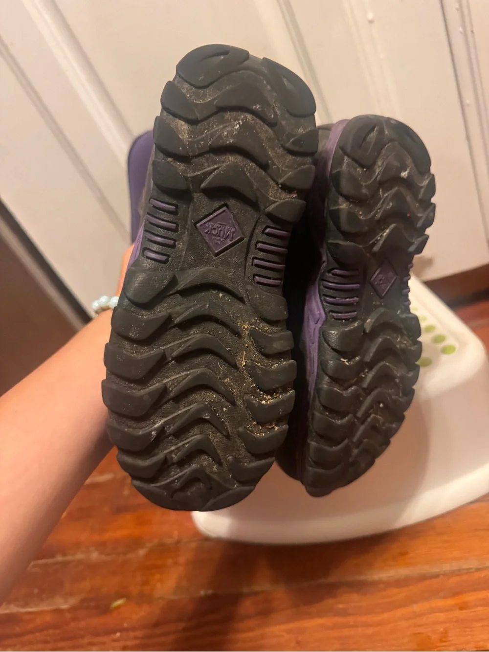 Muck Boot Company Kids' Purple and Black Waterproof Boots girls size 1